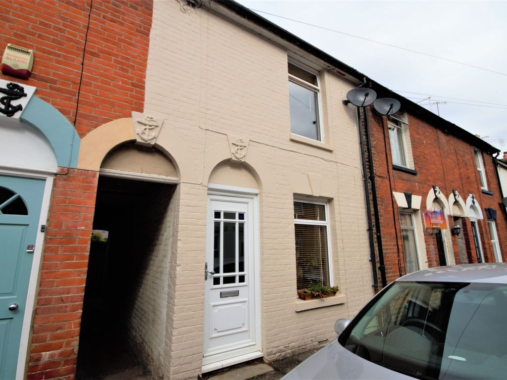 2 bed terraced house for sale in Luton Road, Faversham ME13, £269,000