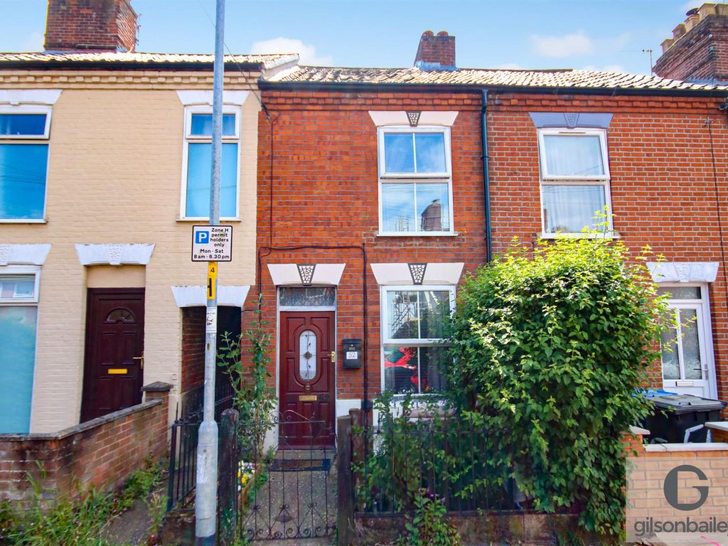 2 bed terraced house for sale in Shipstone Road, Norwich NR3, £210,000