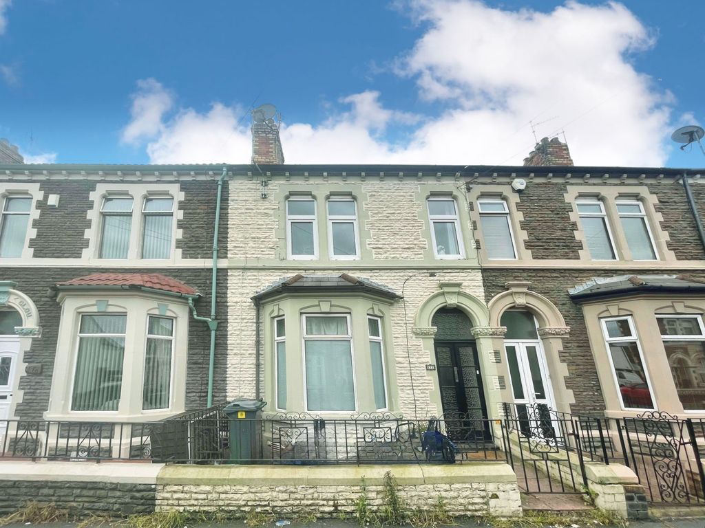 2 bed flat to rent in Habershon Street, Splott, Cardiff CF24, £975 pcm