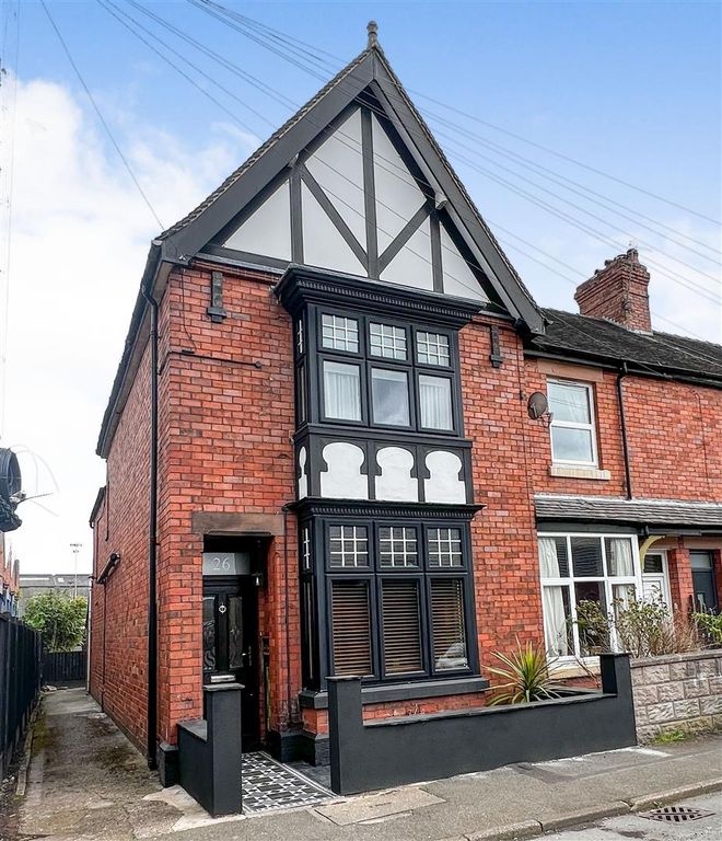 3 bed town house for sale in Nelson Street, Leek, Staffordshire ST13