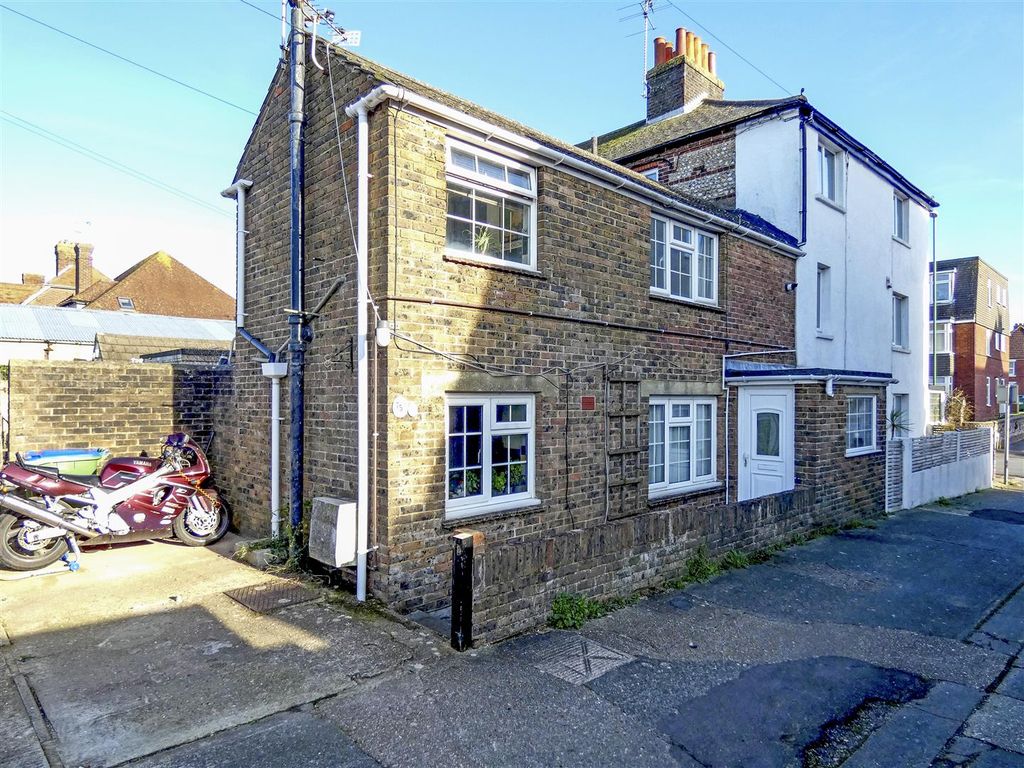 1 bed cottage for sale in Arundel Road, Littlehampton BN17, £210,000