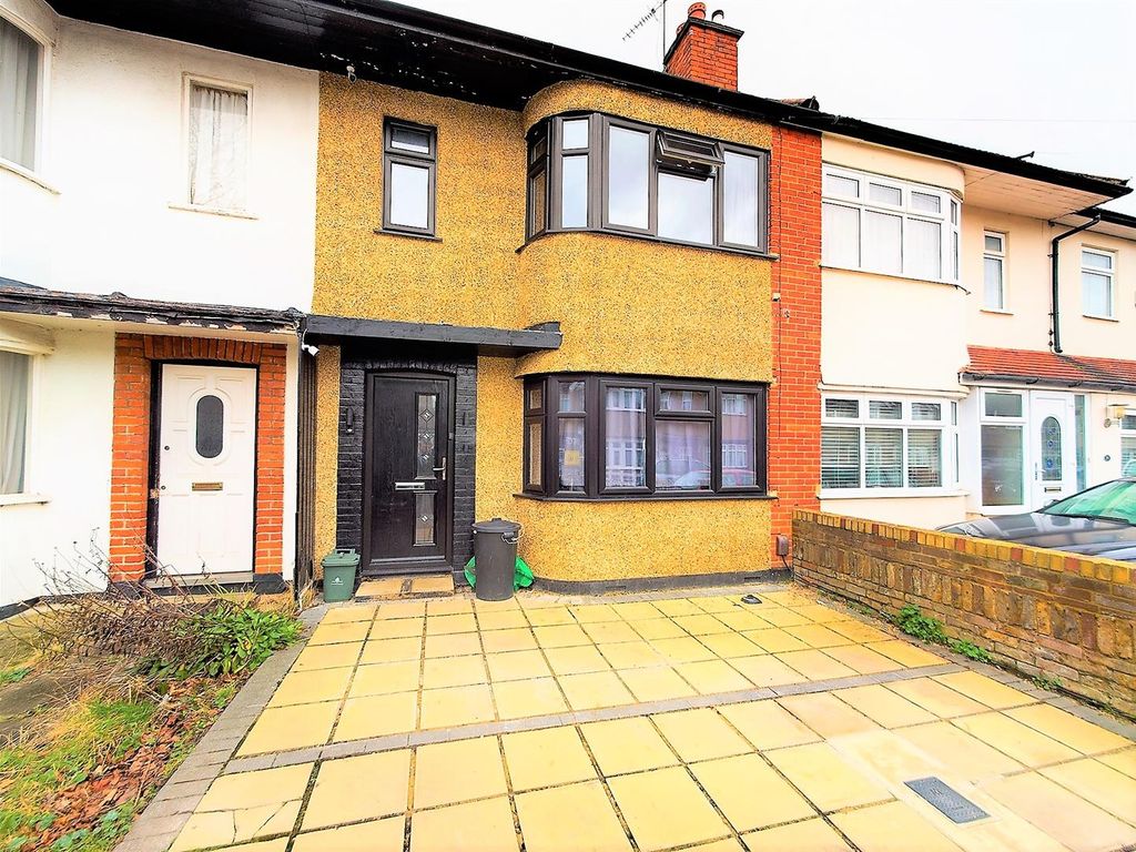 3 bed terraced house for sale in Ashburton Road, Ruislip Manor, Ruislip