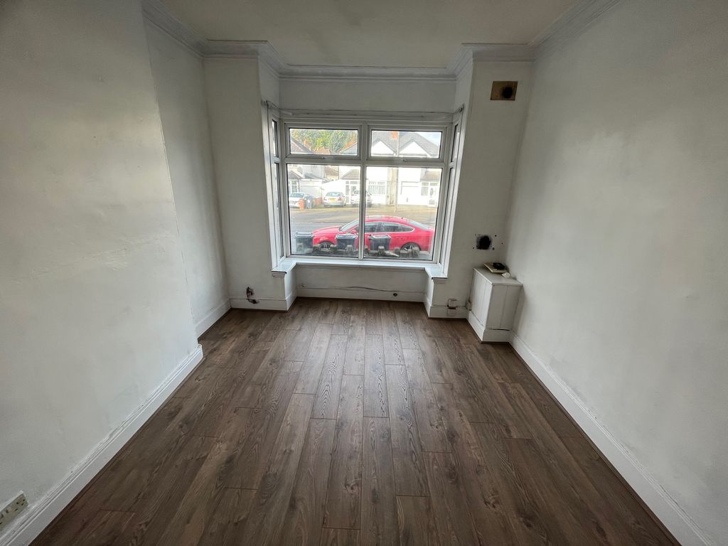 3 bed property to rent in Slade Road, Erdington, Birmingham B23, £1,275 pcm Zoopla