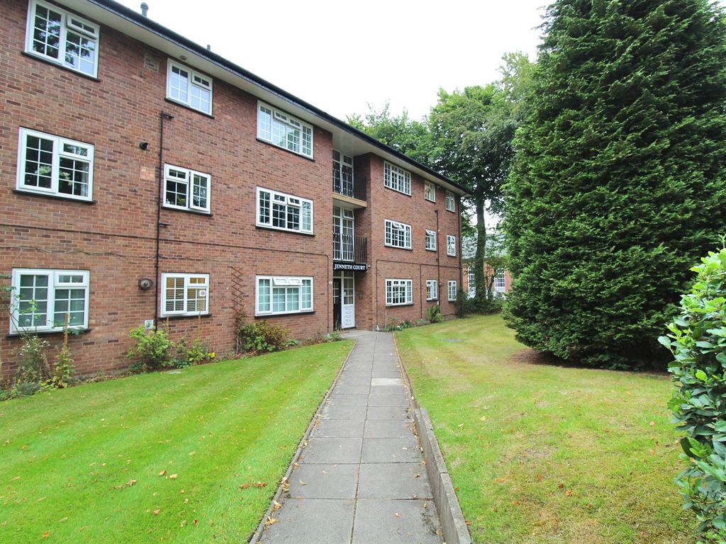 2 bed flat to rent in Court, Mauldeth Road, Heaton Mersey