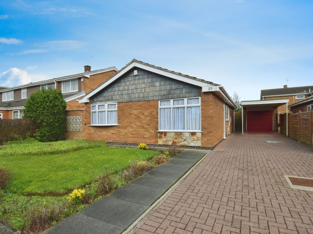 2 bed bungalow for sale in Forest Rise, Oadby, Leicester