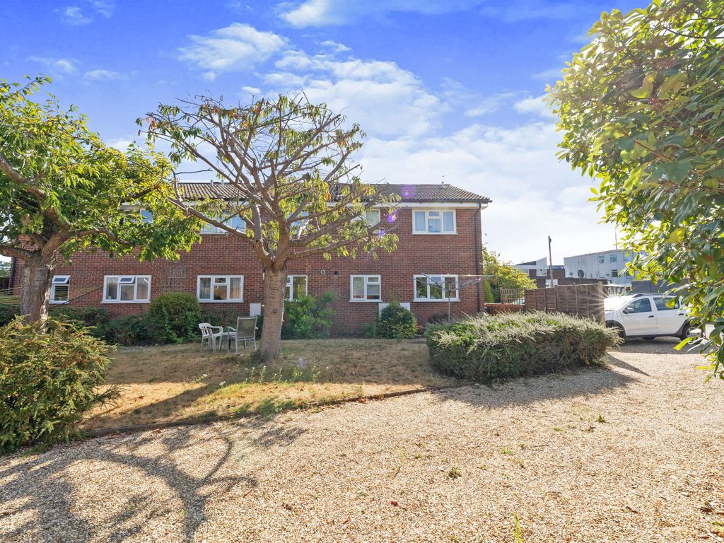 Stocton Close, Guildford GU1  