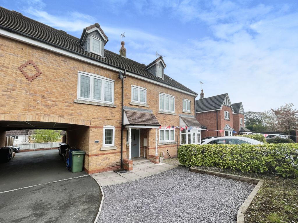 3 bed town house for sale in Beaumont Rise, Stallington, StokeOnTrent