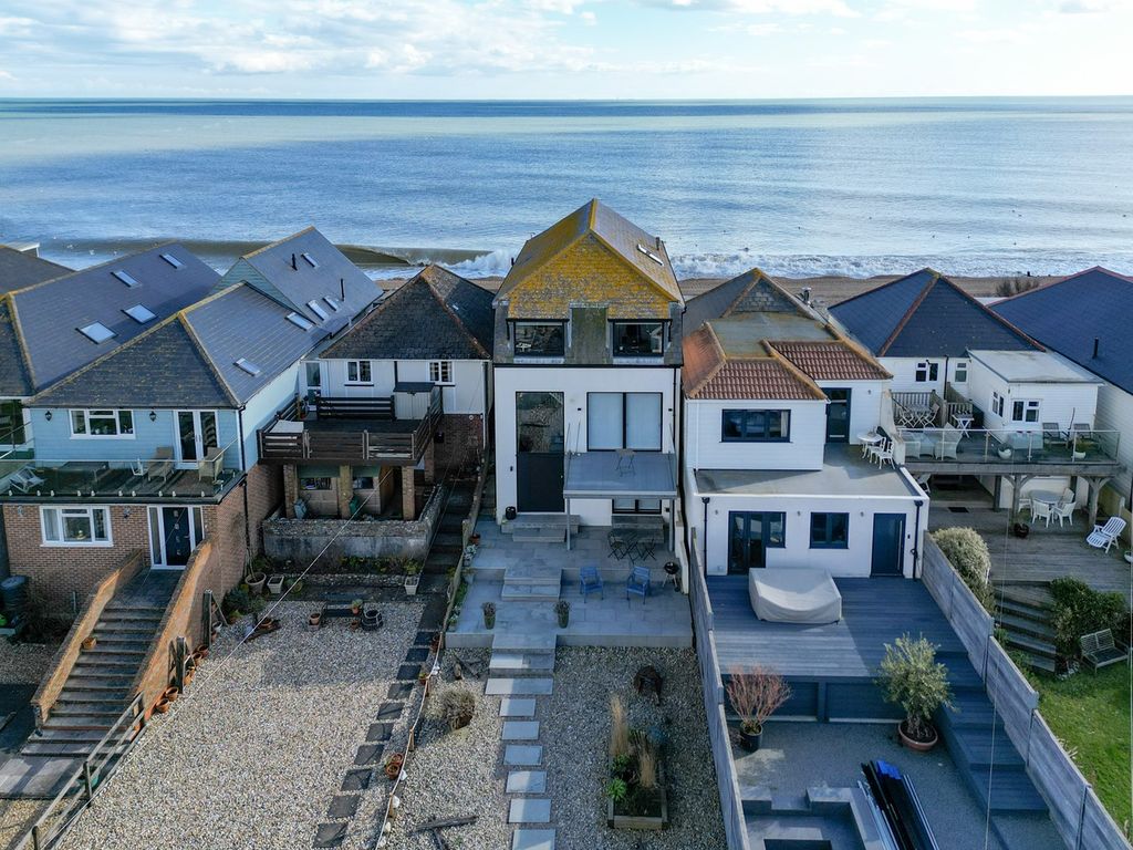 4 bed detached house for sale in Coast Road, Pevensey Bay, Pevensey