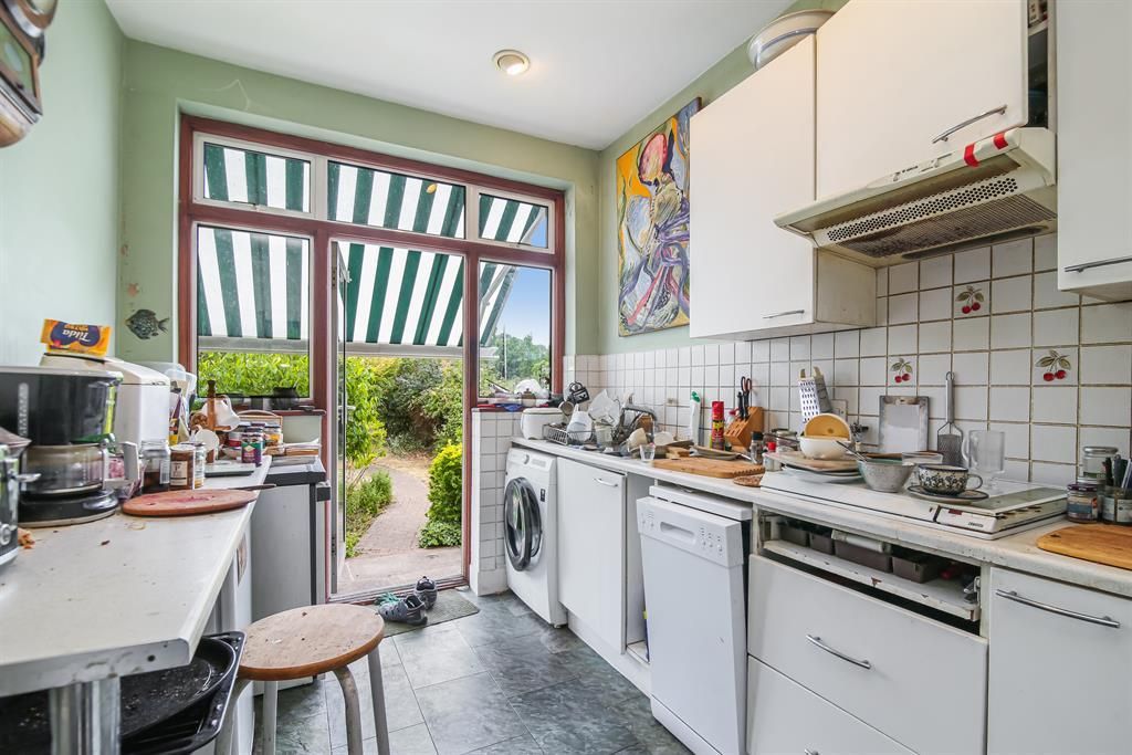 Burbage Road, Herne Hill SE24