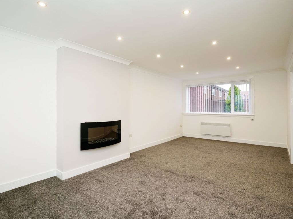 Farndale View, Leeds LS14  