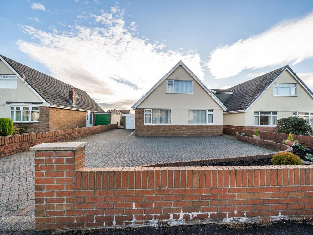 3 bed detached house for sale in Gabalfa Road, Sketty, Swansea SA2, £