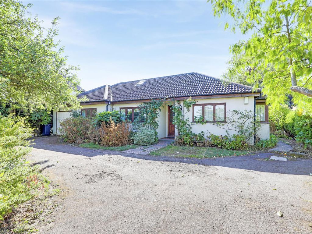 2 bed detached bungalow for sale in Cotgrave Road, Keyworth