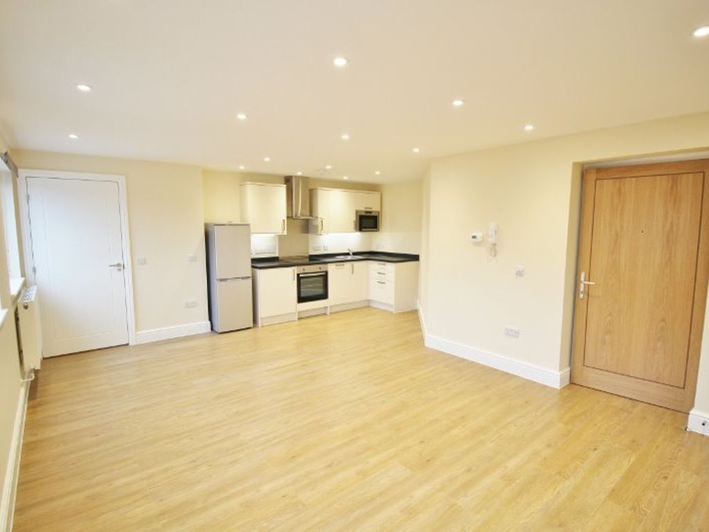 1 Bed Flat To Rent In London Road, Riverhead, Sevenoaks Tn13, £1,095 