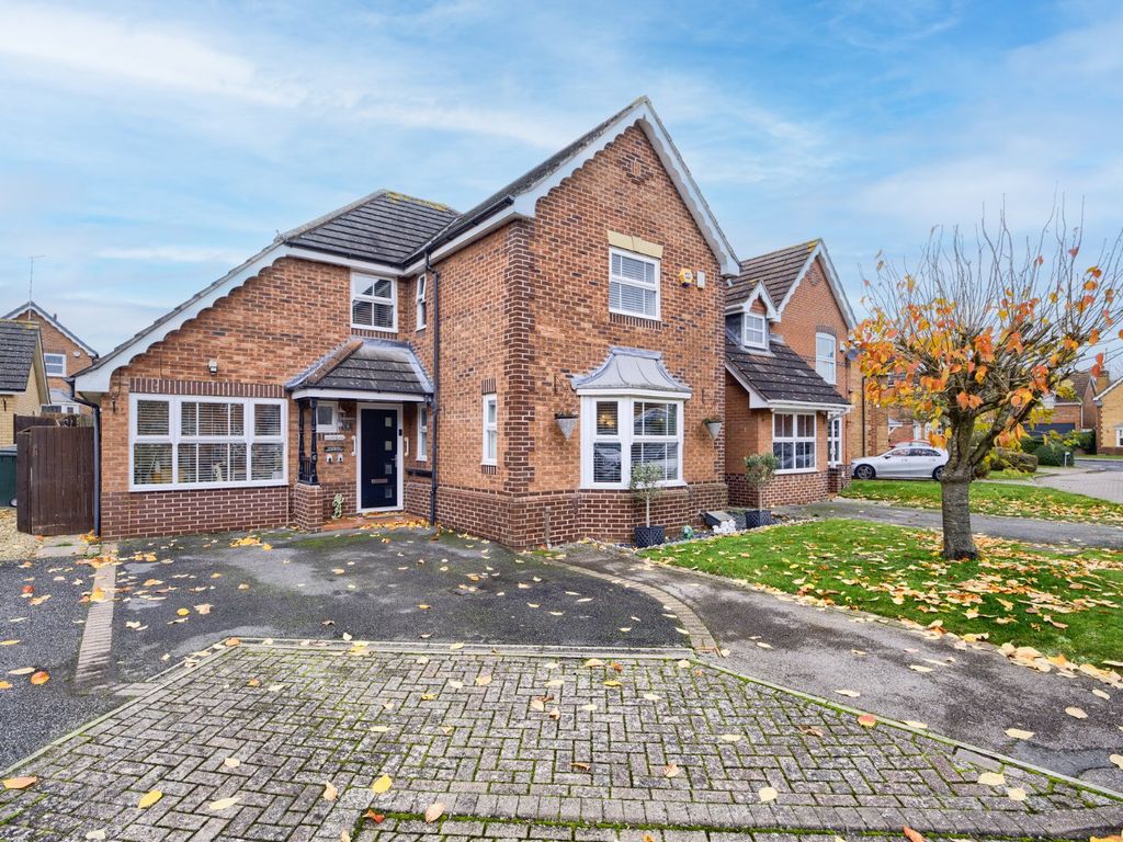 4 bed detached house for sale in Sordale Croft, Binley, Coventry CV3, £