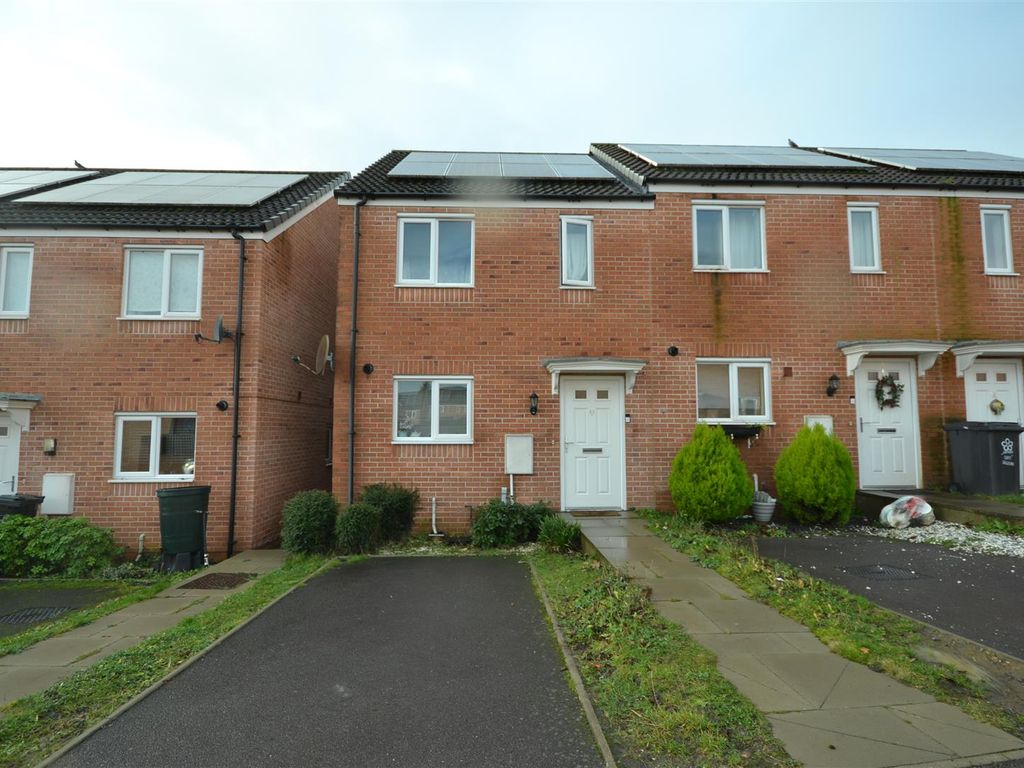 2 bed semidetached house for sale in Abelia Close, Netherhall