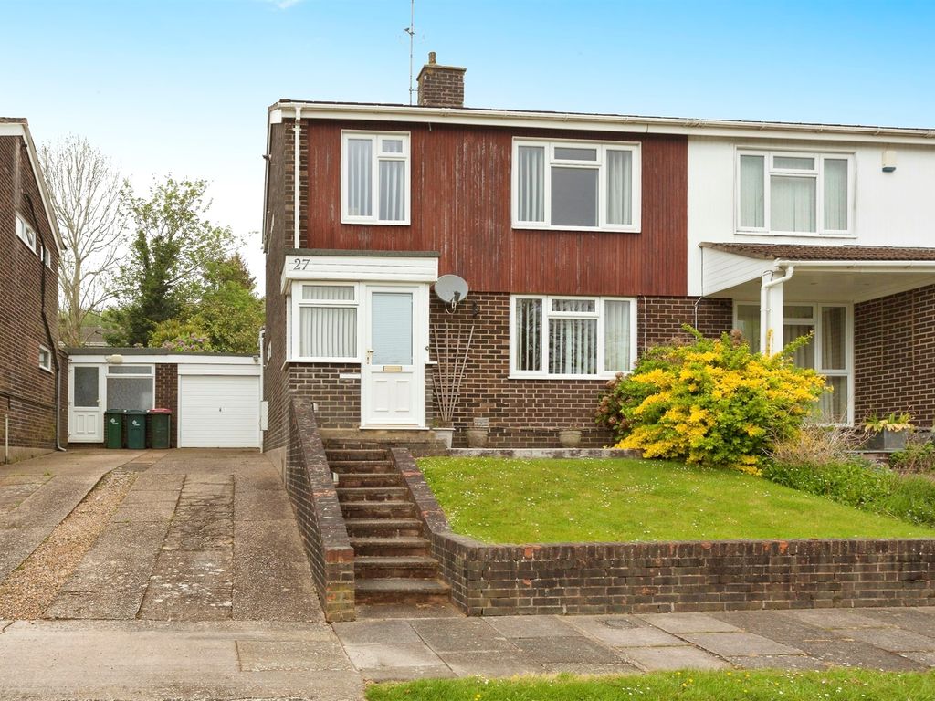 3 bed semidetached house for sale in Brantridge Road, Furnace Green