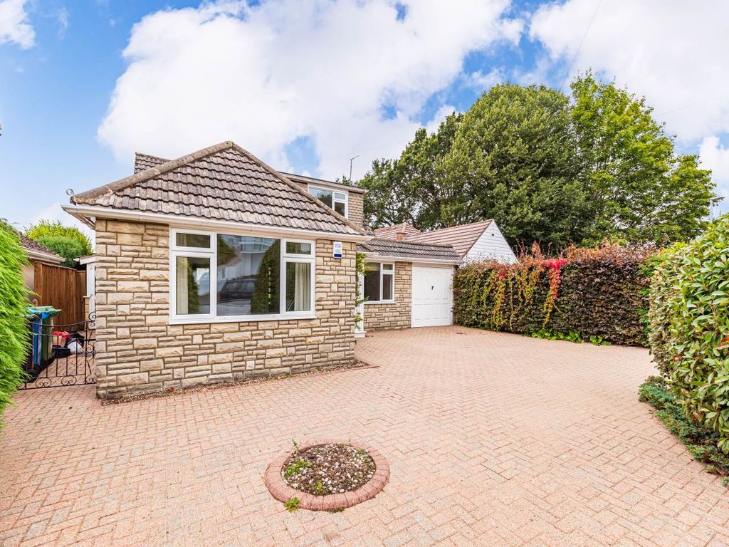 4 bed detached house to rent in Kimberley Road, Lower Parkstone, Poole