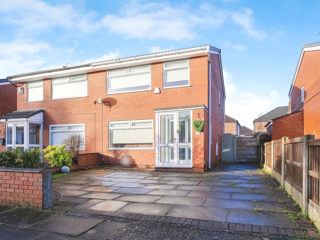 3 bed semidetached house for sale in Harbern Close, West Derby