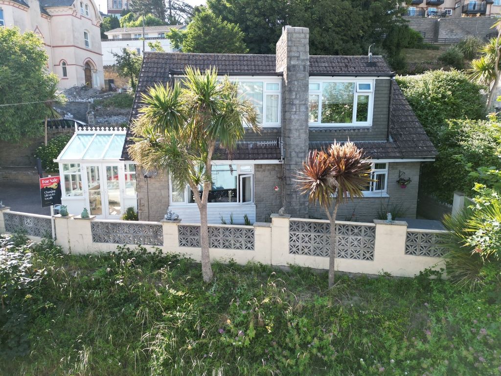 3 bed bungalow for sale in Torrs Park, EX34 Zoopla