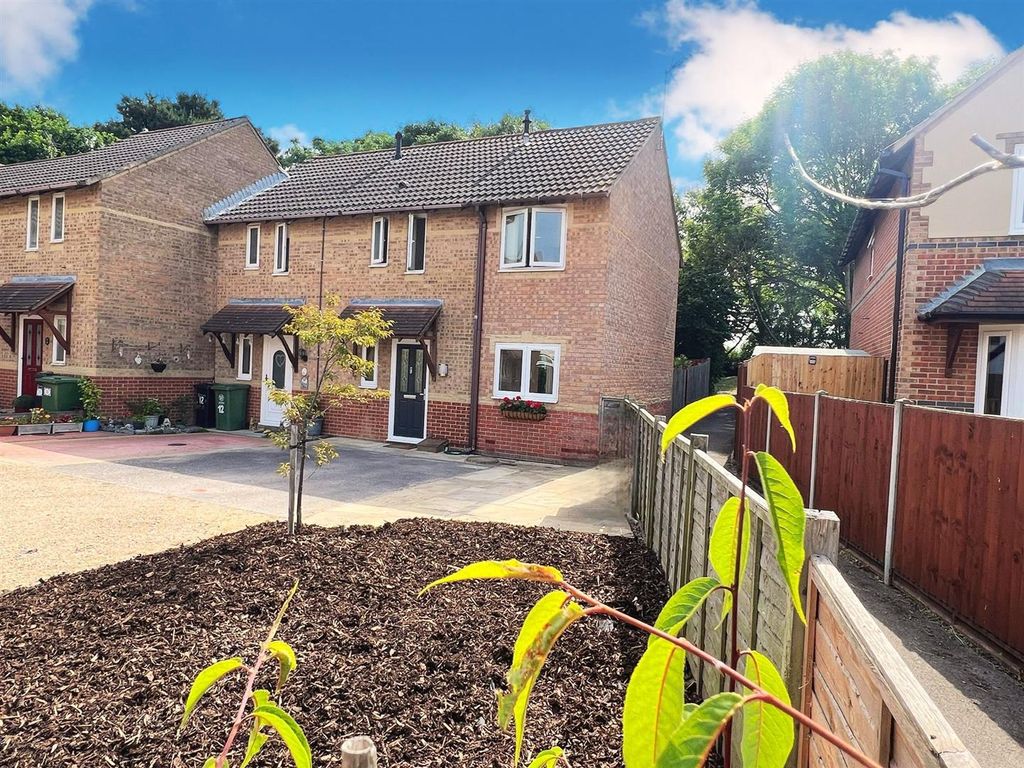 3 bed end terrace house for sale in Wilby Lane, Portsmouth PO3 Zoopla