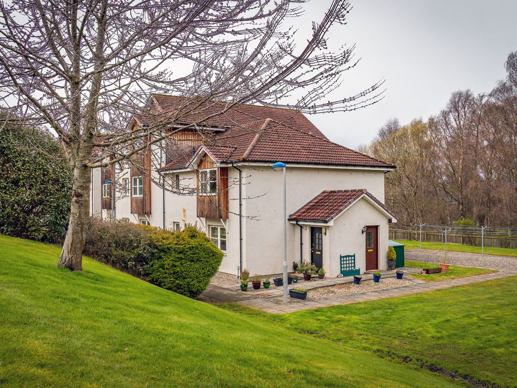 2 bed flat for sale in Admirals Court, Inverness IV2 Zoopla