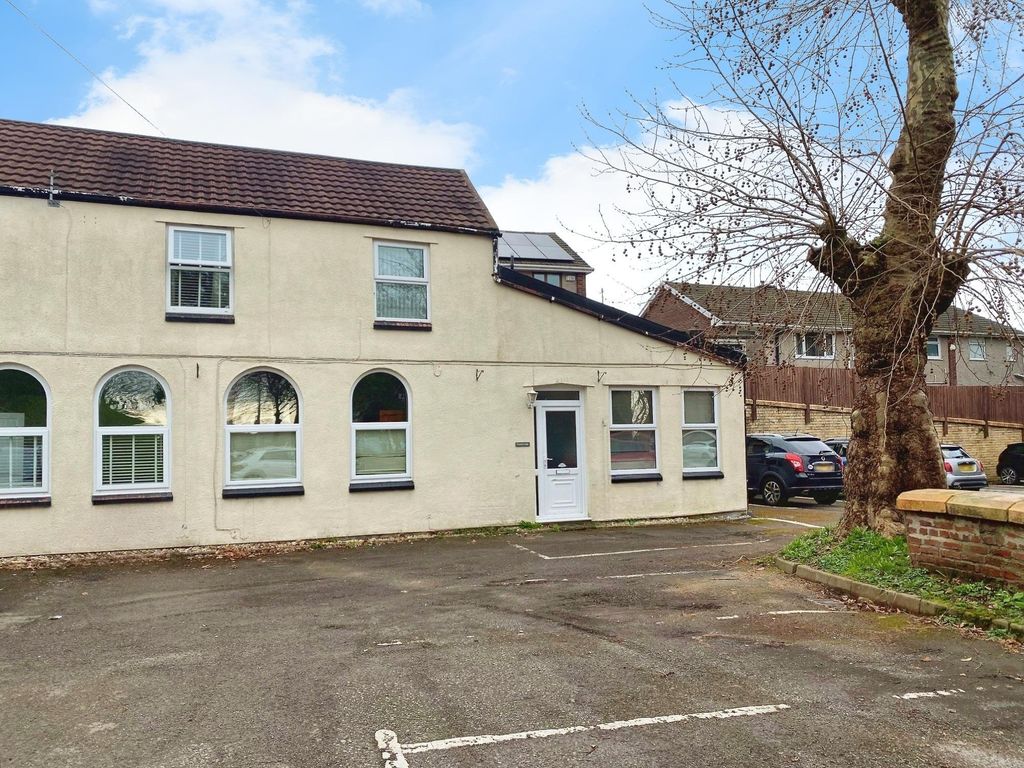 2 bed semidetached house for sale in Foxwood Close, Bassaleg, Newport