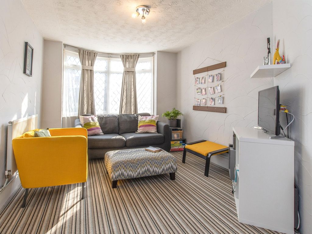 3 bed terraced house for sale in Palmerston Road, Chatham, Kent ME4