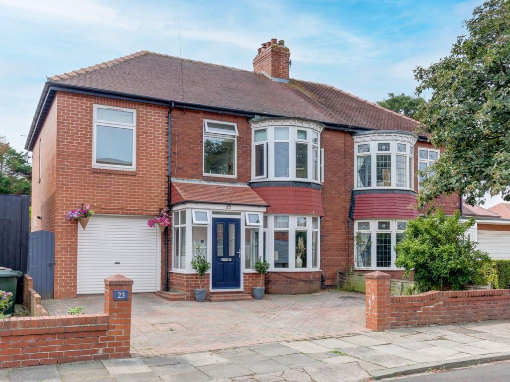 4 bed semidetached house for sale in Holystone Avenue, Whitley Bay