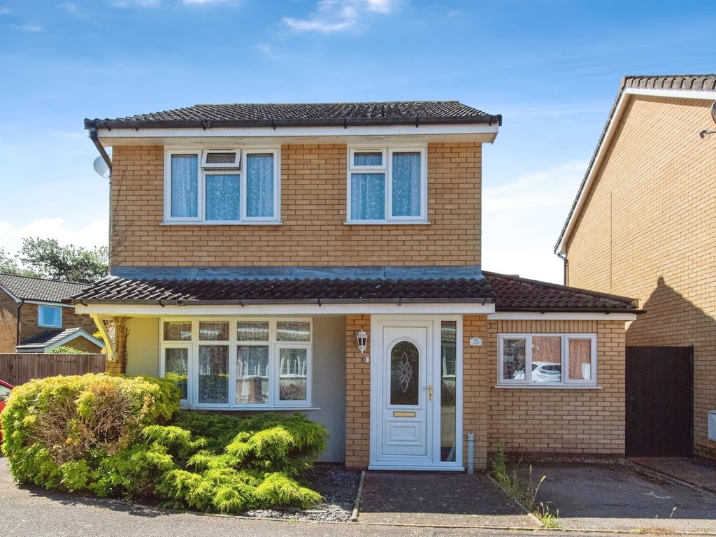 3 bed detached house for sale in Oxer Close, Elmswell, Bury St. Edmunds