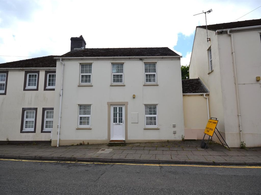 3 bed terraced house for sale in North Crescent, Haverfordwest SA61