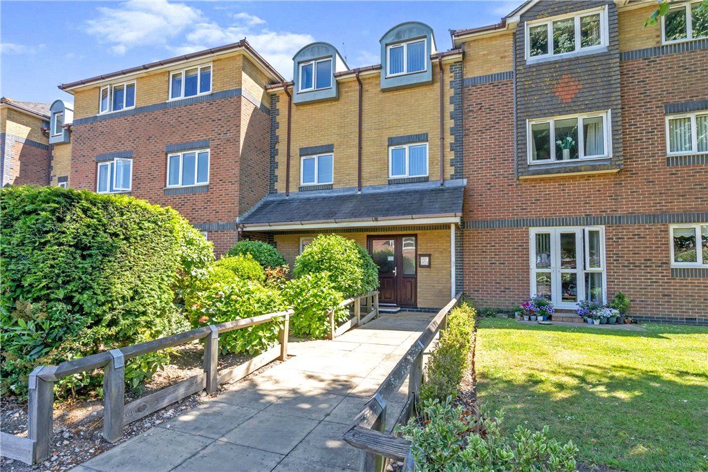 Stirling Road Chichester West Sussex PO19  