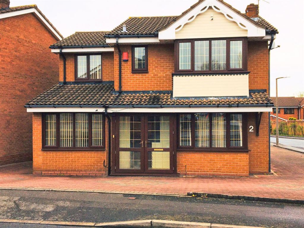 4 bed detached house for sale in Sorrel Close, Tividale, Oldbury B69