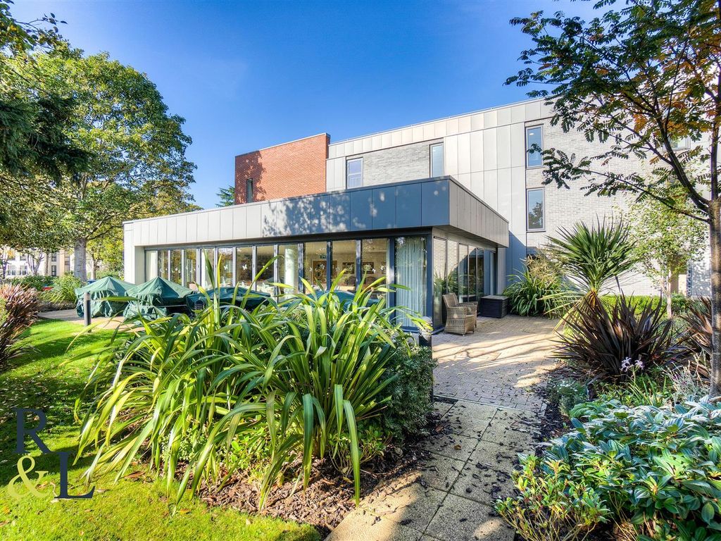 2 bed flat for sale in Century Court, Wilford Lane, West Bridgford