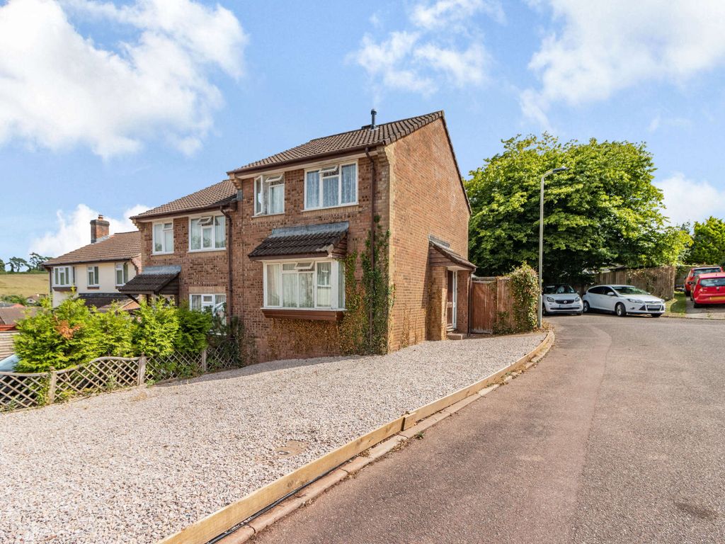 3 bed semidetached house for sale in Brownings End, Ogwell, Newton