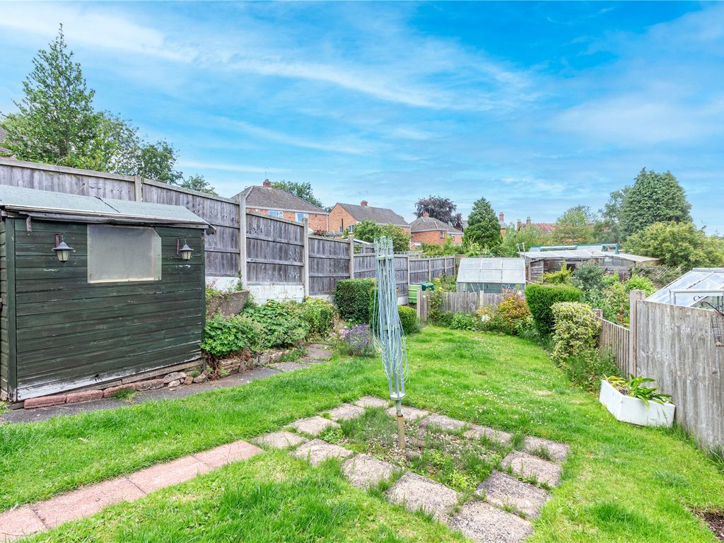 3 bed semidetached house for sale in Vicarage Crescent, Redditch