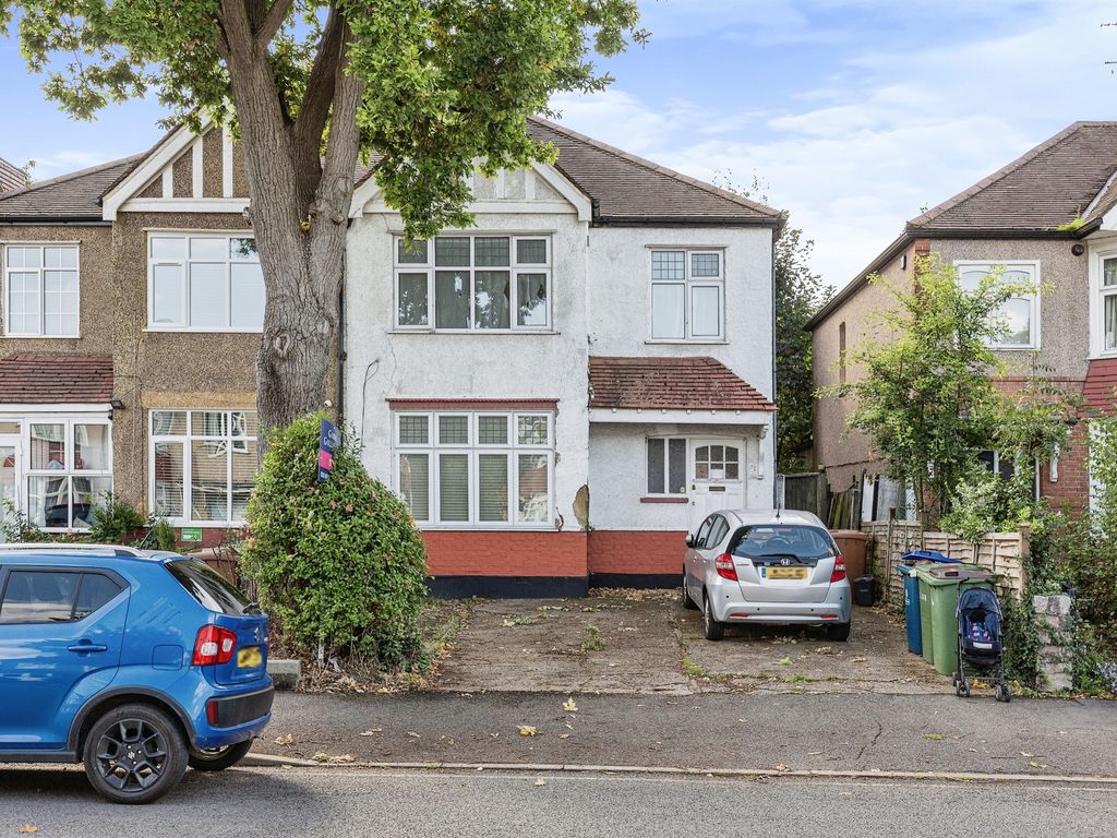2 bed for sale in Cambridge Road, North Harrow, Harrow HA2, £300,000 Zoopla