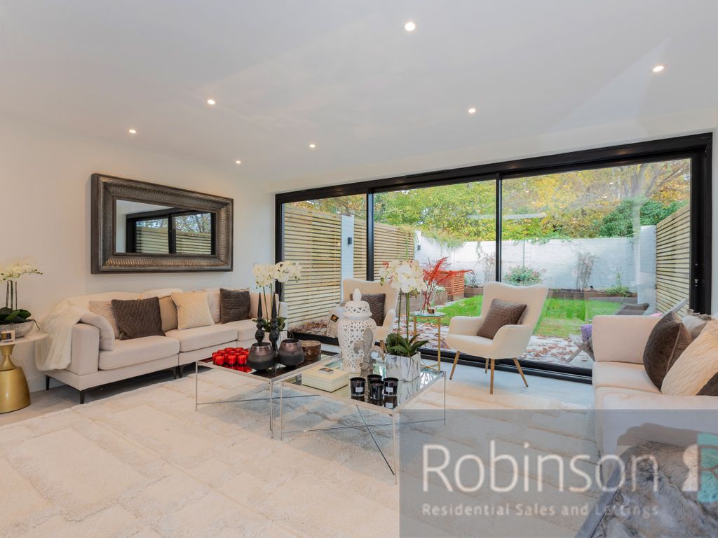 3 bed detached house for sale in The Old Lower Boyndon Road