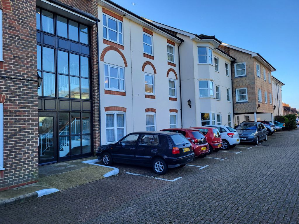 2 bed detached house for sale in Norfolk Road, Littlehampton BN17 Zoopla