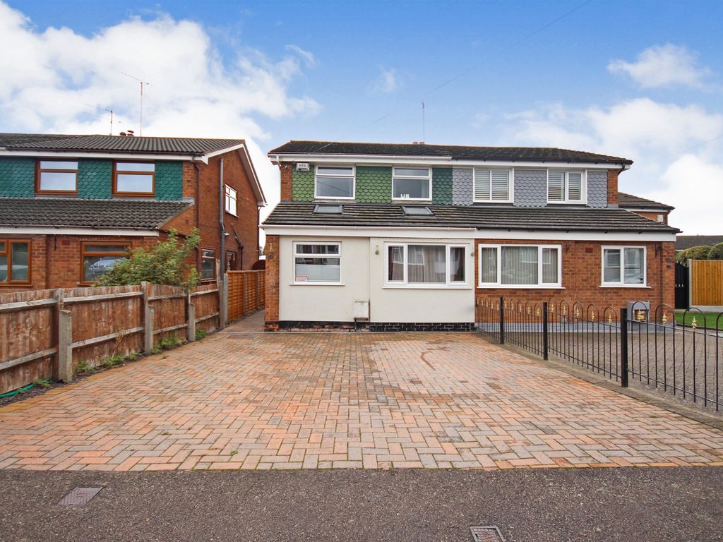 3 bed semidetached house for sale in Frankwell Drive, Potters Green