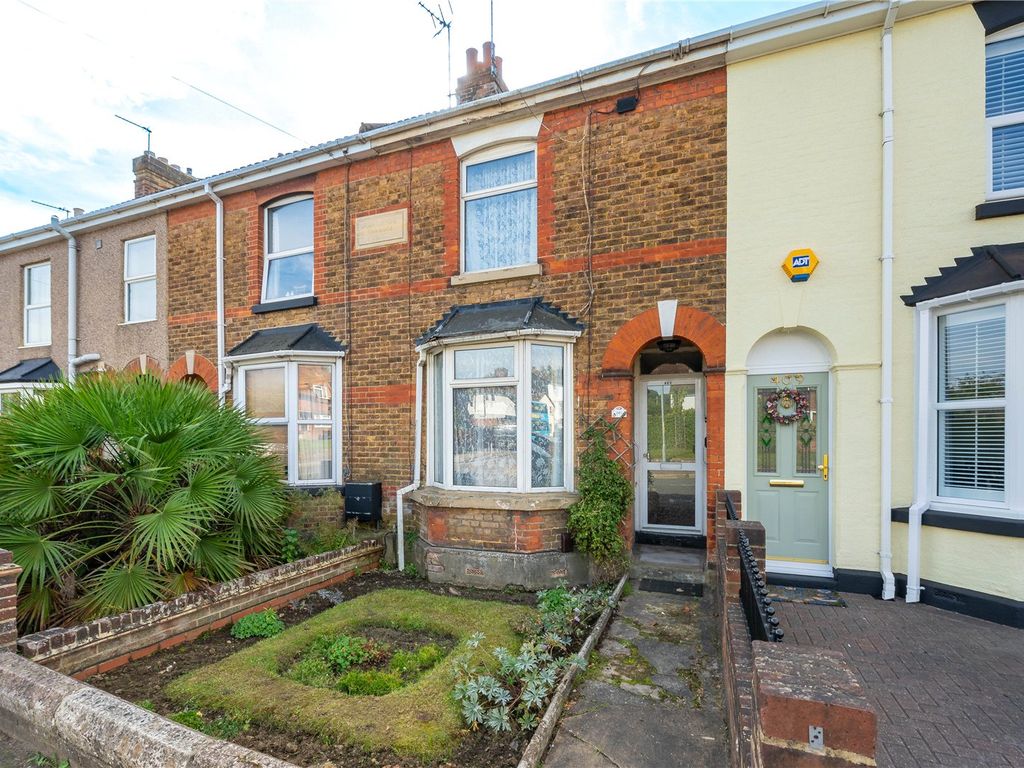 2 bed terraced house for sale in Tonbridge Road, Maidstone ME16, £