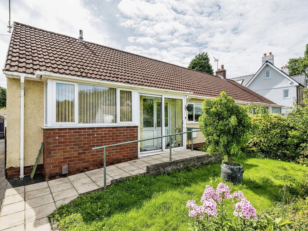 2 bed detached bungalow for sale in Swansea Road, Waunarlwydd, Swansea