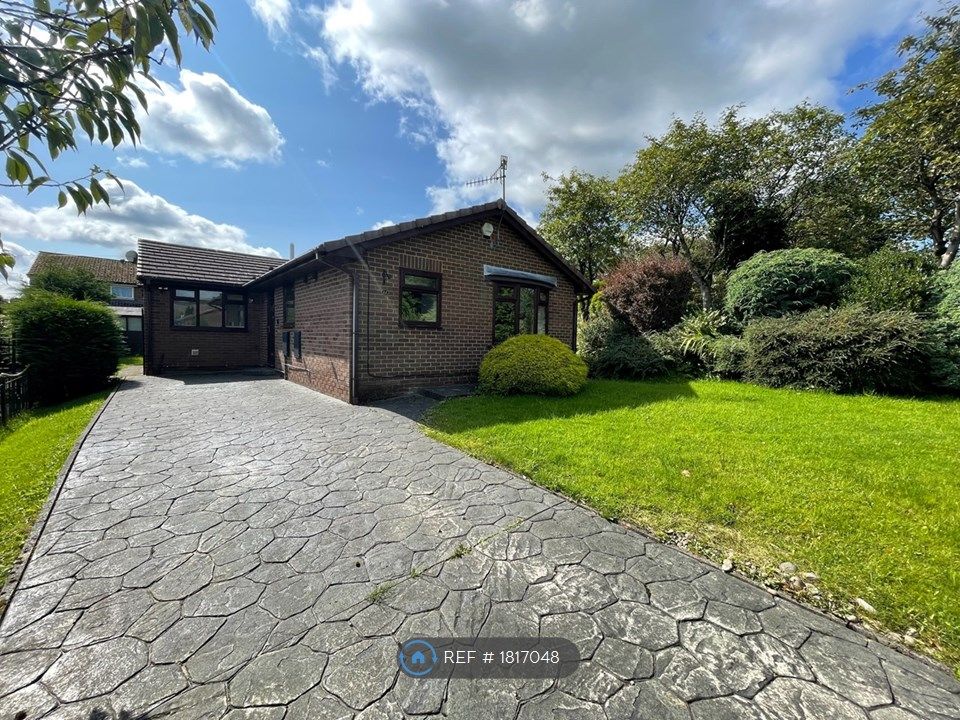 3 bed bungalow to rent in Kateholm, Bacup OL13, £1,200 pcm Zoopla