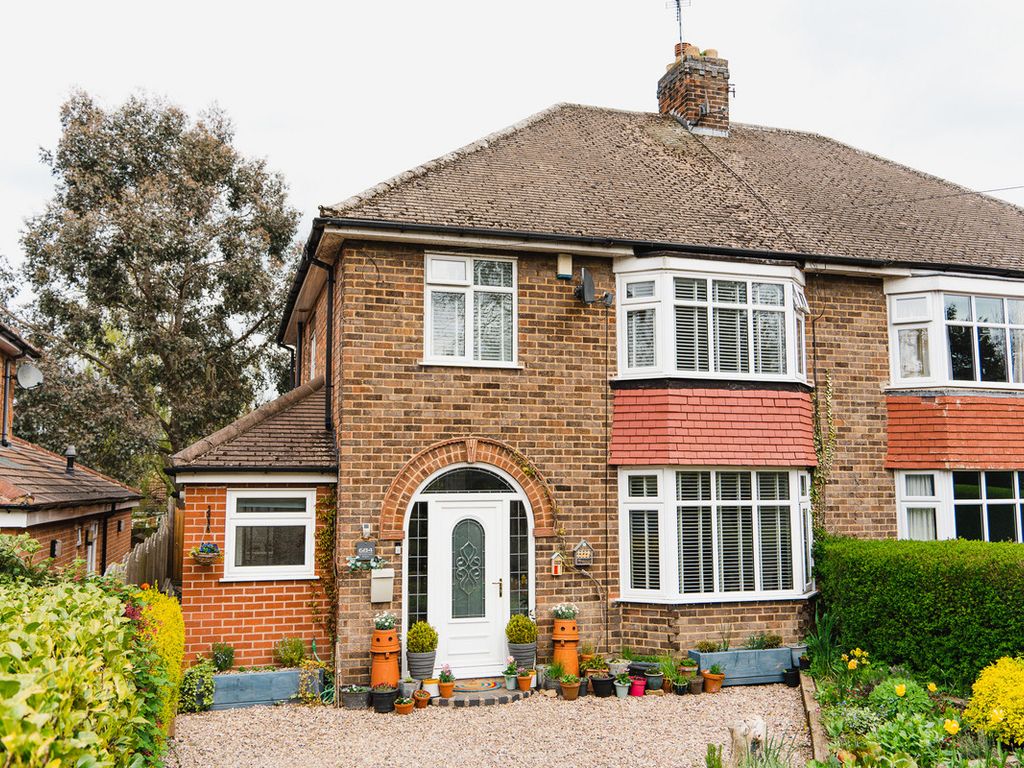 4 bed semidetached house for sale in Uppingham Road, Thurnby LE7 Zoopla