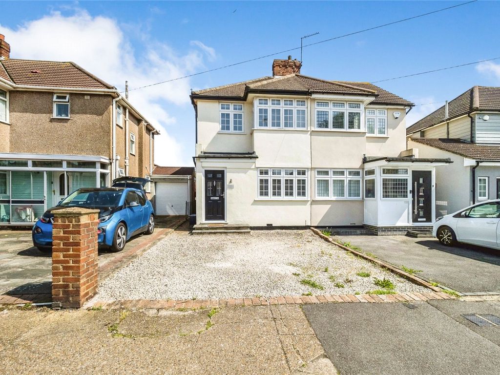 3 bed semidetached house for sale in South End Road, Hornchurch