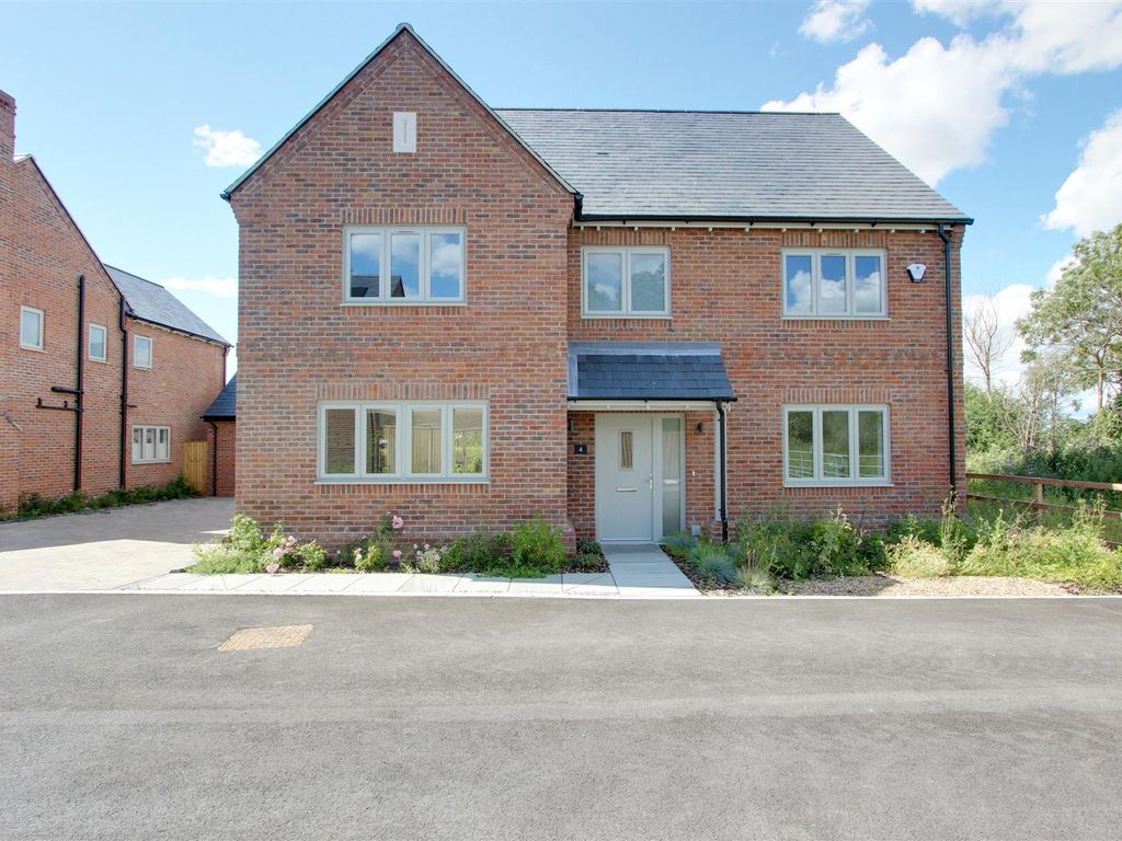 New home, 4 bed detached house for sale in Glebe Meadow, Long Marston