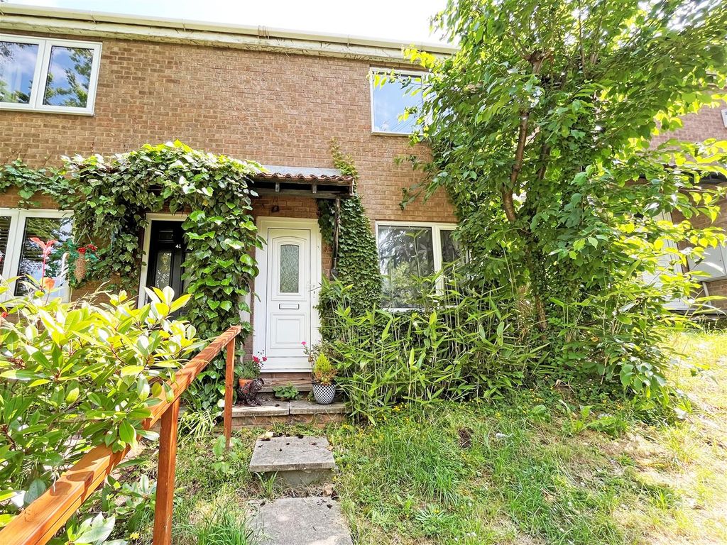 2 bed town house to rent in Landmere Gardens, Mapperley, Nottingham NG3