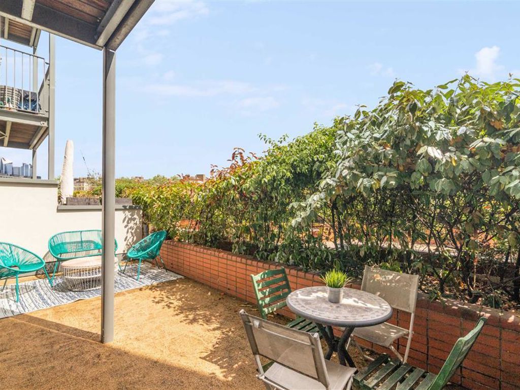 1 bed flat for sale in Maltby Street, London SE1, £525,000 Zoopla