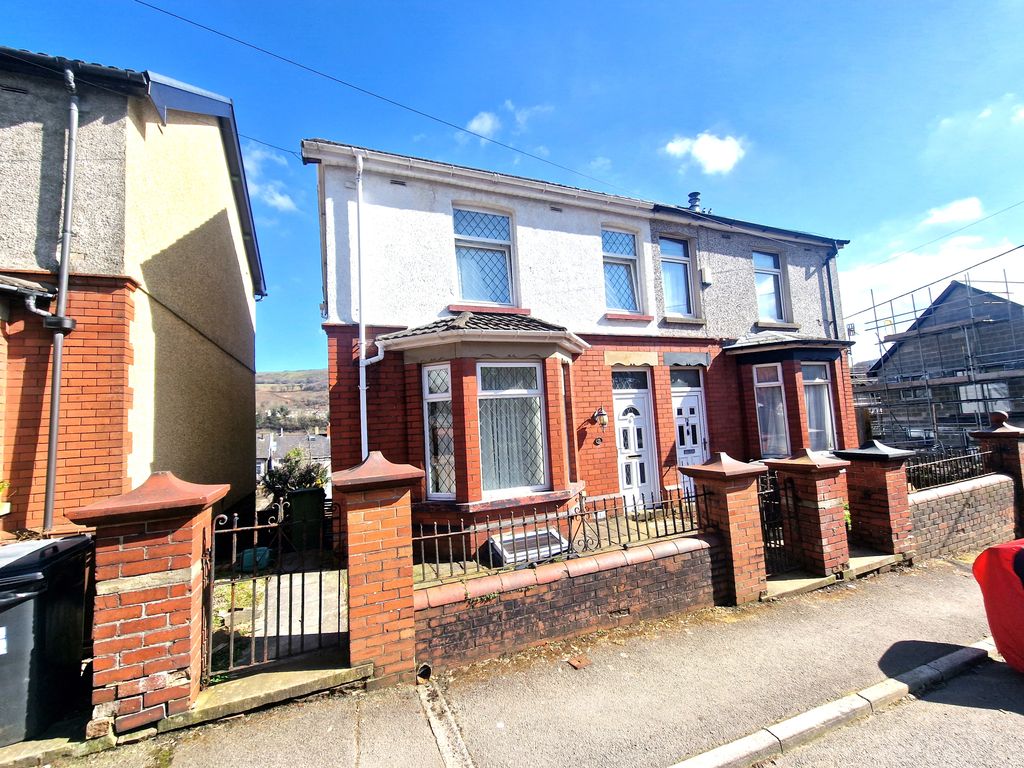 4 bed semidetached house for sale in Ashfield Road, Newport NP11 Zoopla