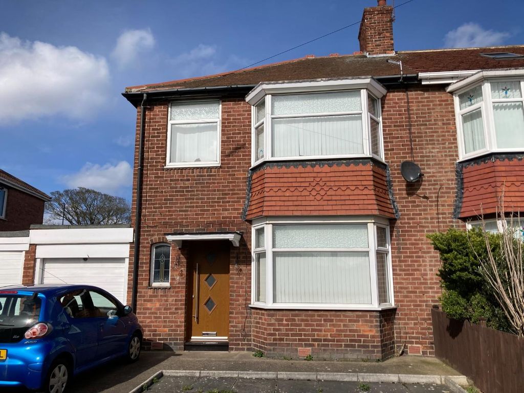 3 bed semidetached house for sale in Spring Gardens, North Shields