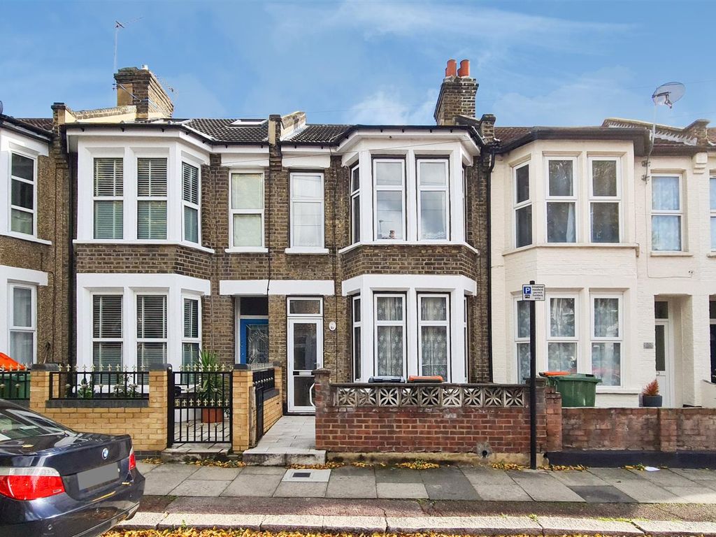 3 bed terraced house for sale in Geere Road, London E15 Zoopla